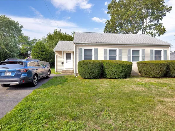 15 & 17 Cedar Street, Amityville, NY 11701