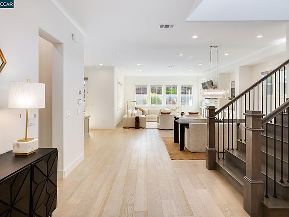 4th image of 2130 Elderberry Dr