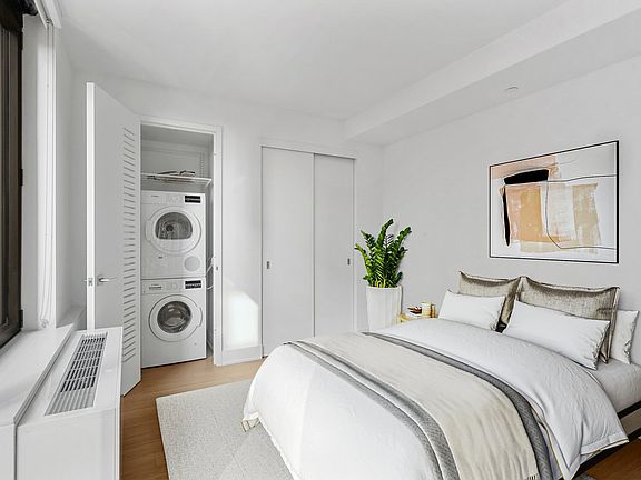 5th image of 662 Pacific St #7H