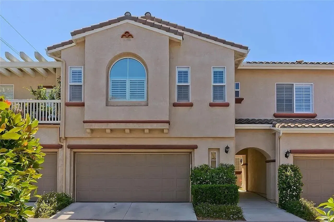 10864 Ivy Hill Dr — Photo 1