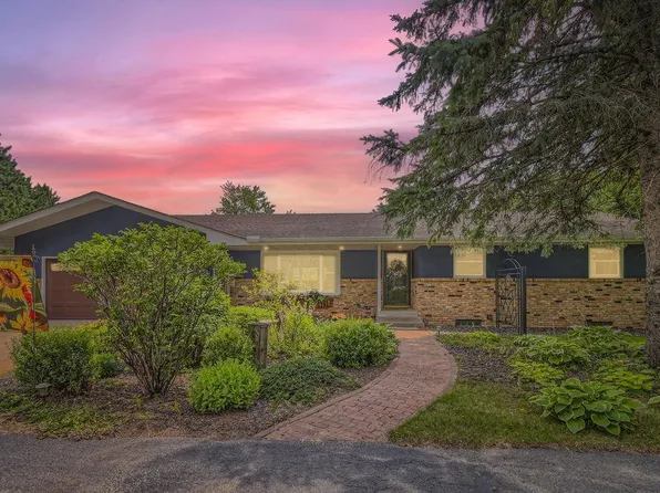 16731 Valley Dr NW, Andover, MN 55304