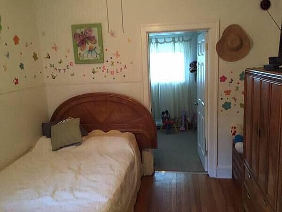 4th image of 5442 N Christiana Ave