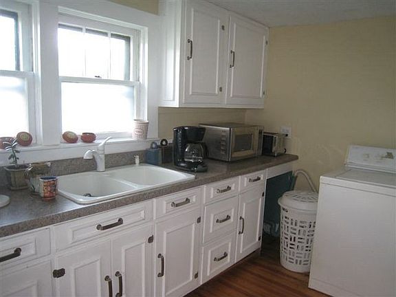 4th image of 31 Crimson Laurel Way