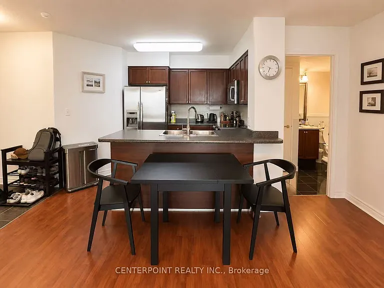 23 Hollywood Ave #2001 — Photo 4