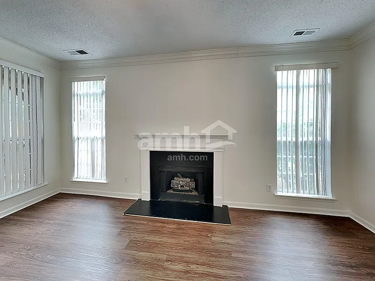 1106 Kerry Greens Dr — Photo 8
