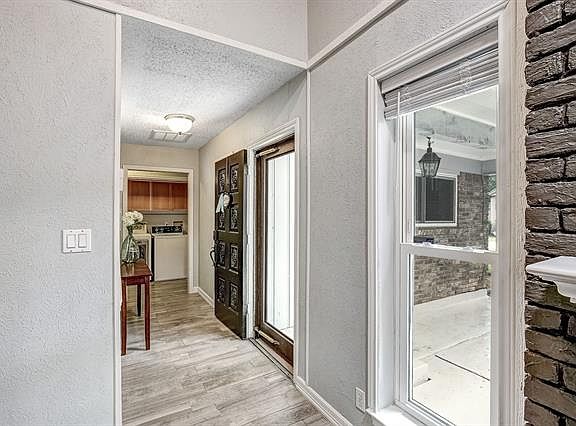 4th image of 309 Tanglewood Ln