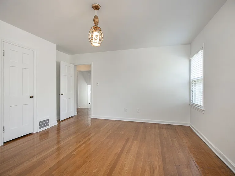 3715 Avalon Rd — Photo 20