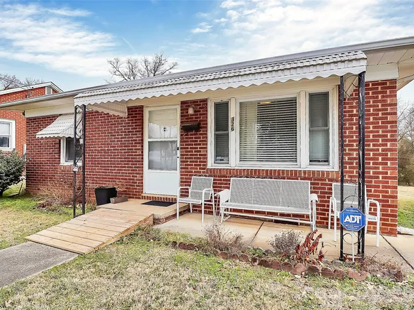326 N Alexander St, Mount Holly, NC 28120