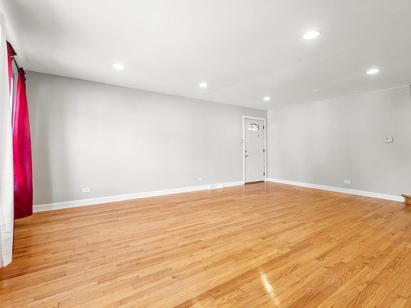 5th image of 1214 Hirsch Ave