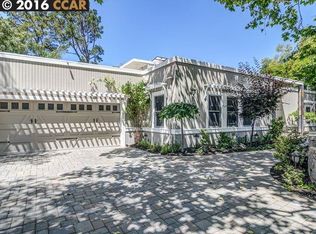 33 La Cresta Rd, Orinda, CA 94563