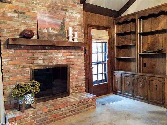 4th image of 15 Heritage Ct