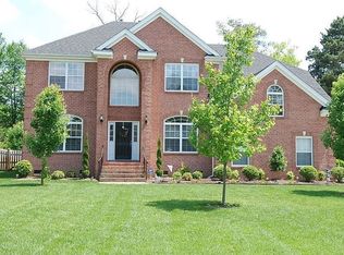 1501 James Lndg, Chesapeake, VA 23321