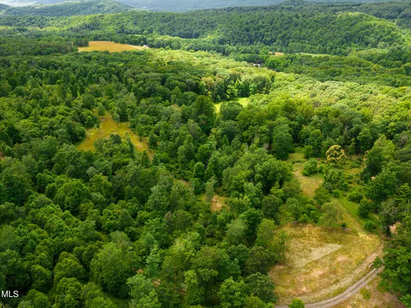 Louks Ln, Bedford, PA 15522