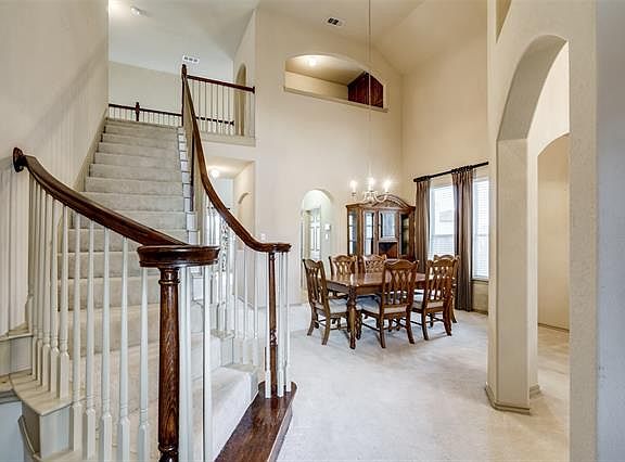 3rd image of 1313 Constance Dr