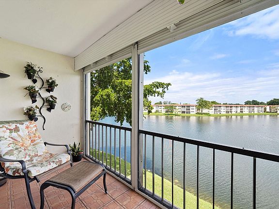 2nd image of 9423 S Hollybrook Lake Drive #309