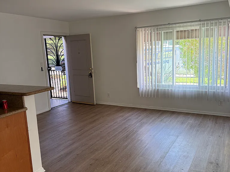 324 W Imperial Ave #1 — Photo 14