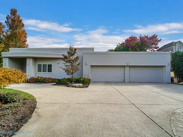 2225 Greenview Rd, Northbrook, IL 60062