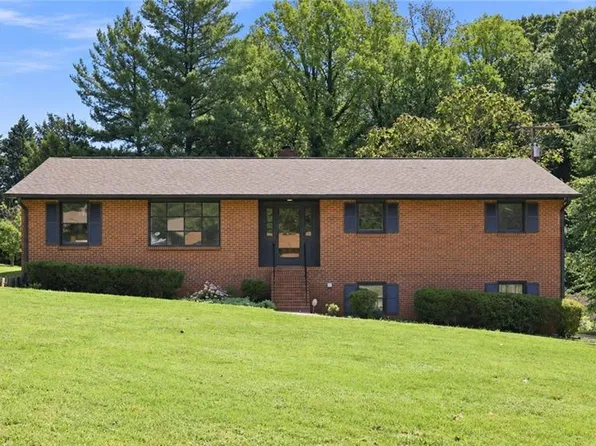 3539 New Walkertown Rd, Winston Salem, NC 27105