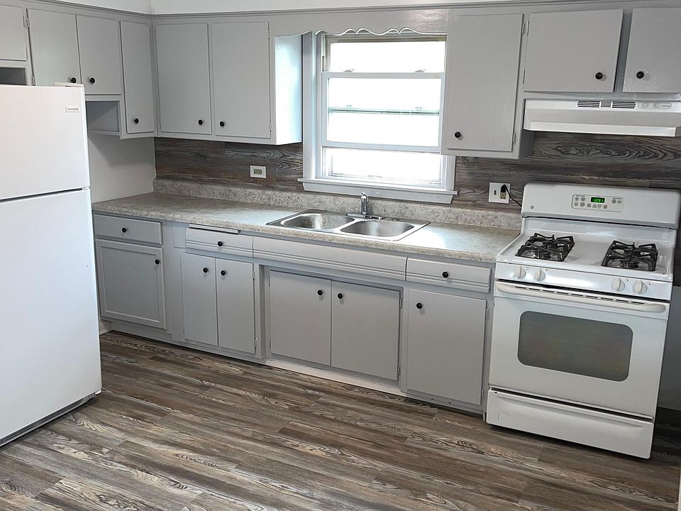 1st image of 10958 S Western Ave #2