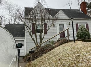 28 Locust Ln, Pittsburgh, PA 15241