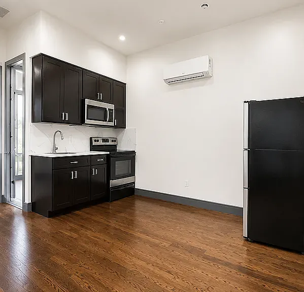 1193 Saint Marks Ave #6 — Photo 3