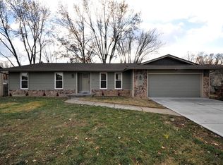 7 Glenview Dr, Saint Charles, MO