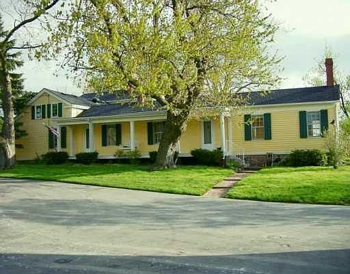 2nd image of 13187 Macon Rd