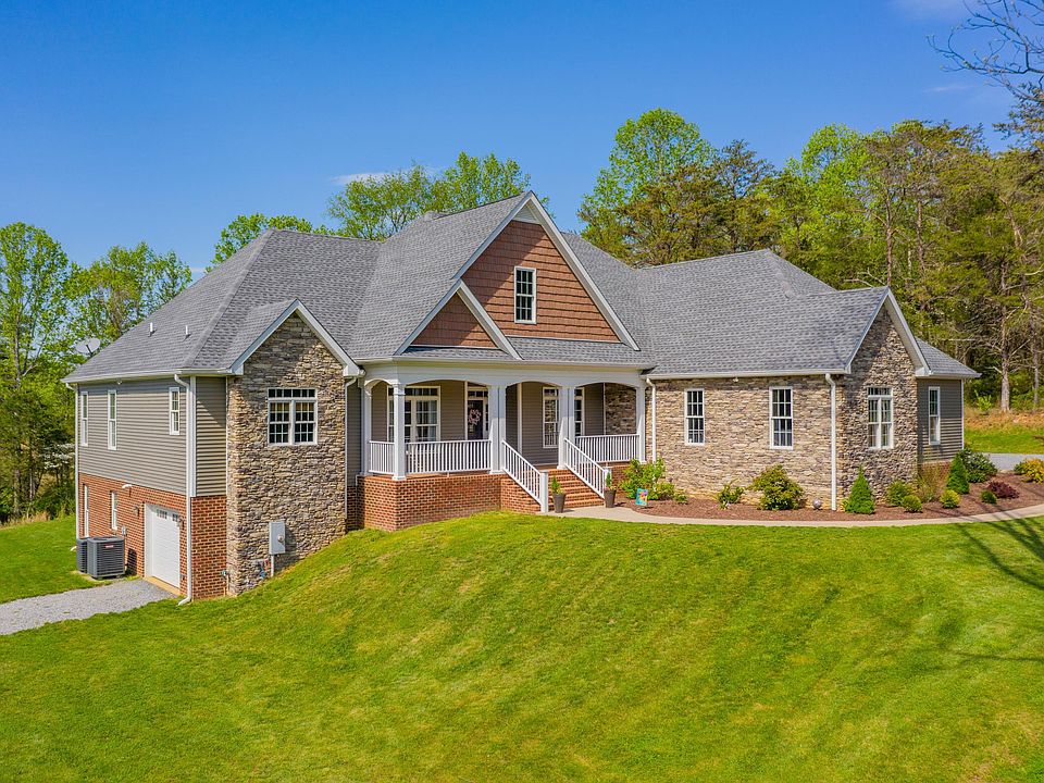 1st image of 506 Redbud Ln