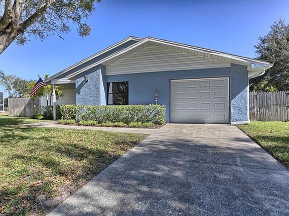 2nd image of 6200 Fallingleaf Ct N