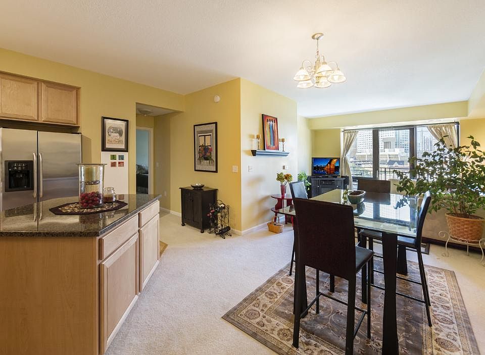1st image of 500 Grant St E #408