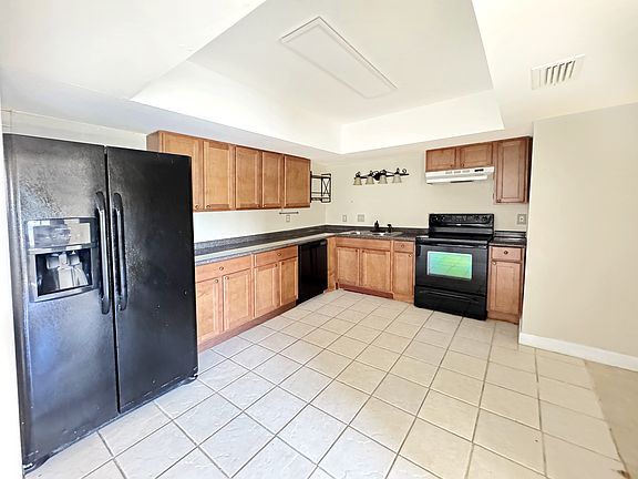 5th image of 91 Sunnyside Dr #91