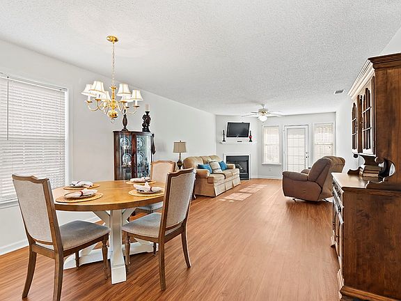 5th image of 108 Wisteria Ct