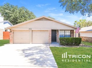4931 Darrow Ln, Arlington, TX 76017