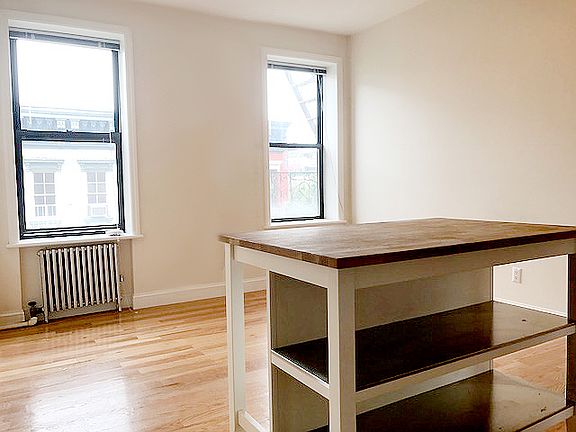 3rd image of 104 Sullivan St APT 23