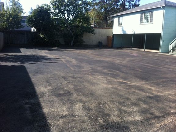 2nd image of 134 Redwood Ave