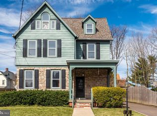25 Park Ave, Oreland, PA
