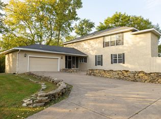 30155 Lakeview Ave, Red Wing, MN 55066