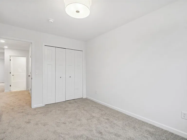 13644 Busch Ln — Photo 15