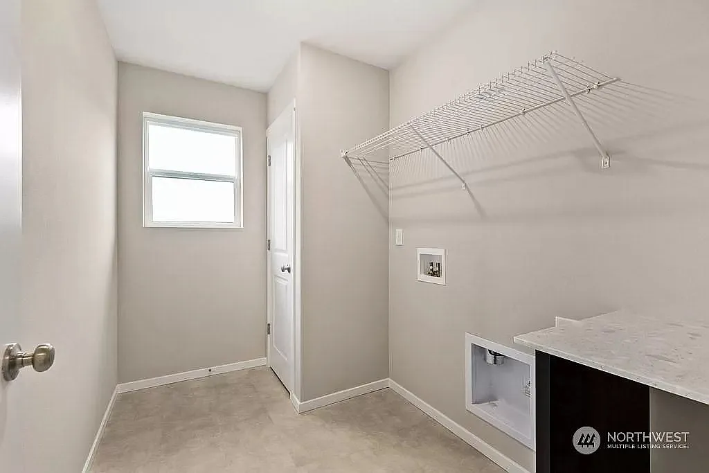 1313 SW Pendleton Way — Photo 2
