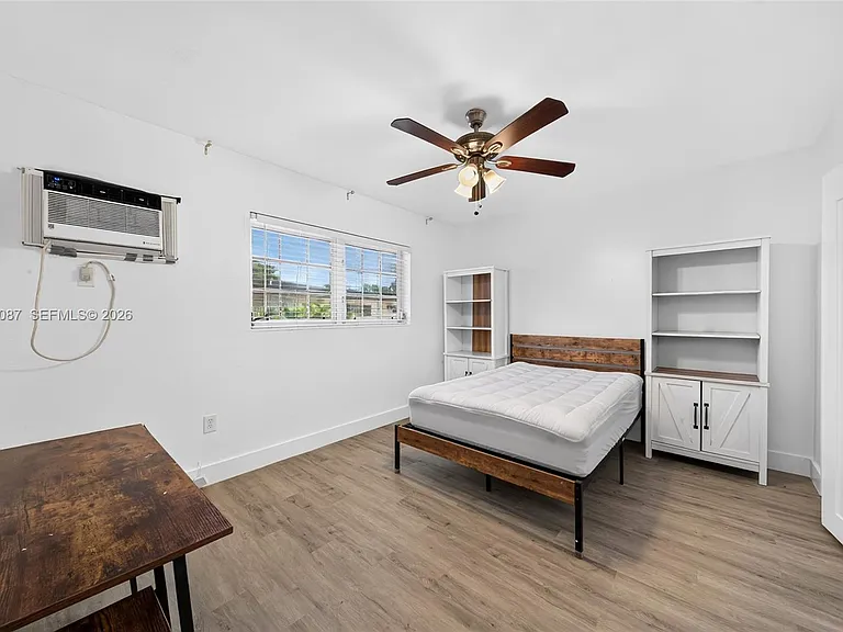 6565 Santona St #B17 — Photo 18