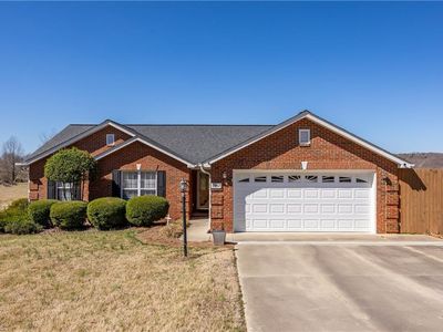 5557 Rolling Meadows Rd, Randleman, NC, 27317