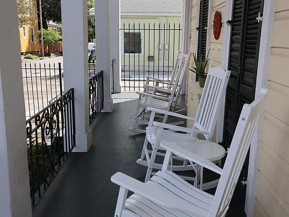 5th image of 2400 Constance St