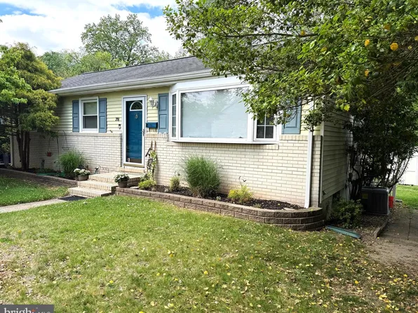 78 Walnut St, Mount Holly, NJ 08060