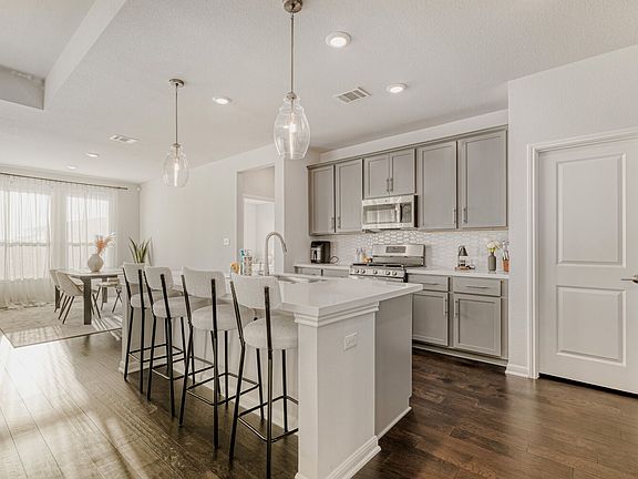 5th image of 12601 Purple Prairie Ln