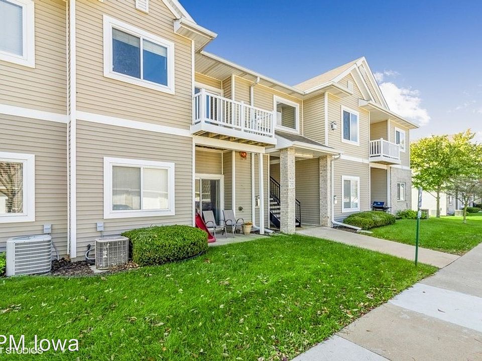 1st image of 1360 SE Florence Dr #55