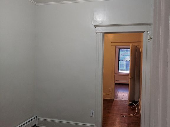 5th image of 167 Clendenny Ave APT 3R