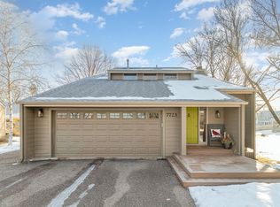 7723 Frontier Trl, Chanhassen, MN 55317