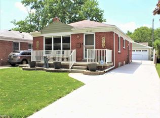 28309 Grant St, Saint Clair Shores, MI 48081