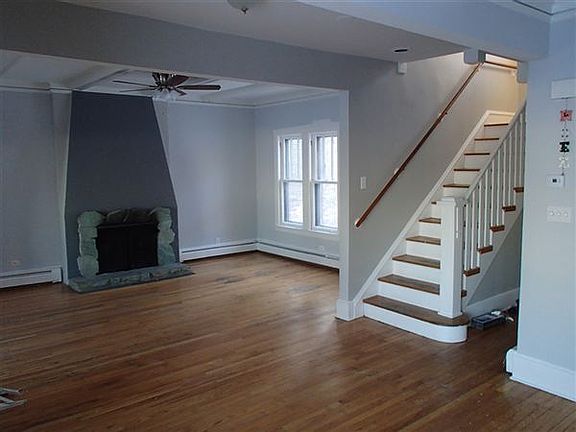 528 Sheridan SQ Photos 006