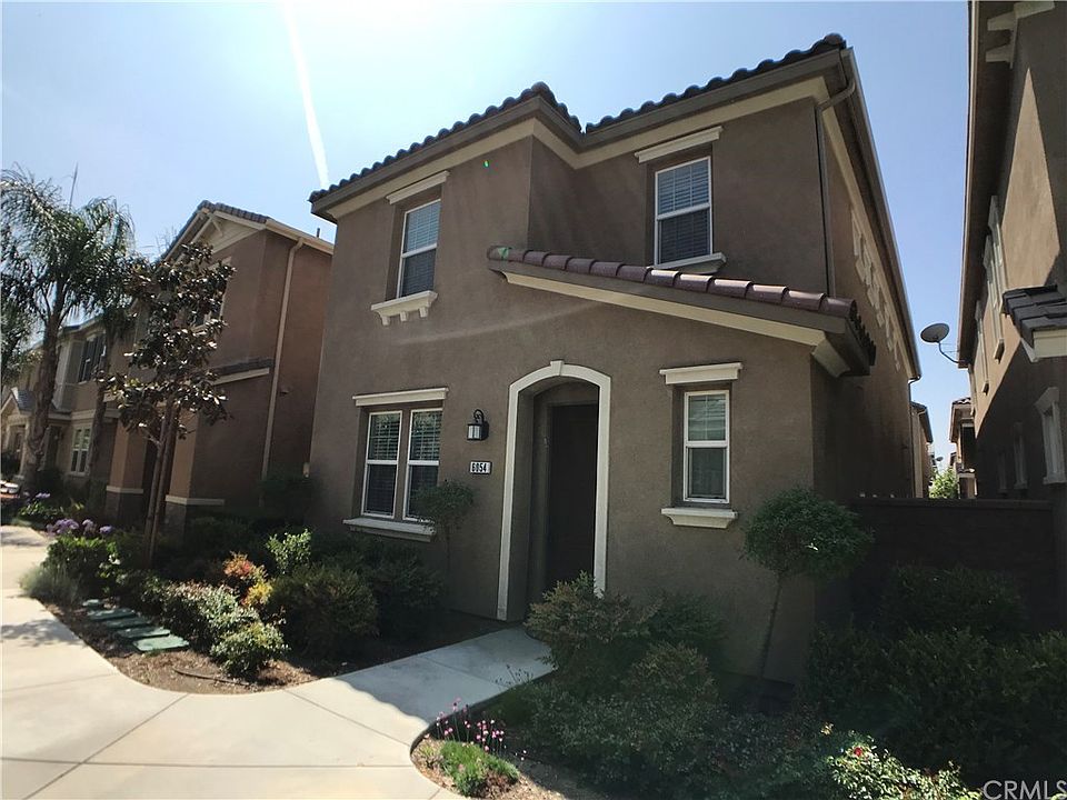 1st image of 6054 Rosewood Way